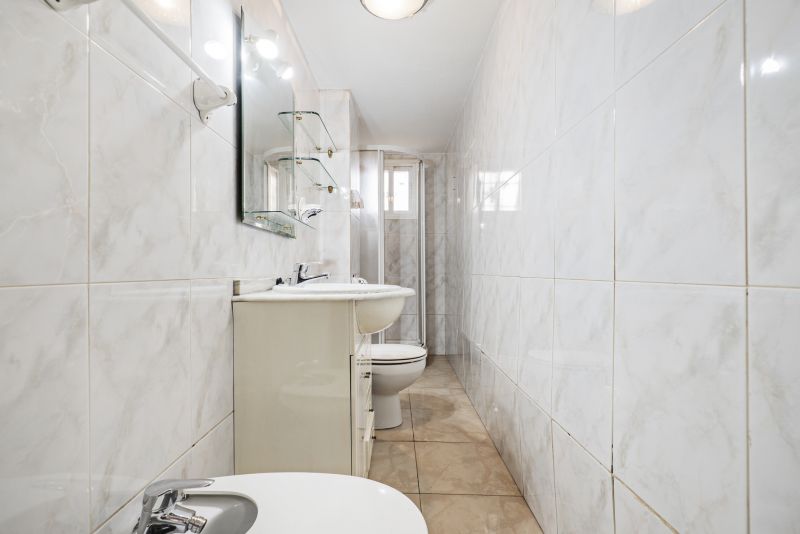 Bathroom Floor and Wall Tiling